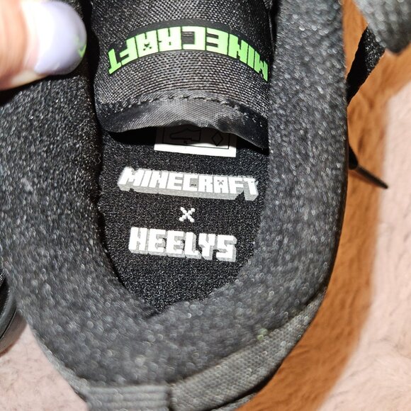 Minecraft Heelys - Picture 7 of 8